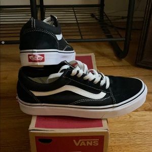 Used Vans Old Skool Women’s 7.5 | Men’s 6